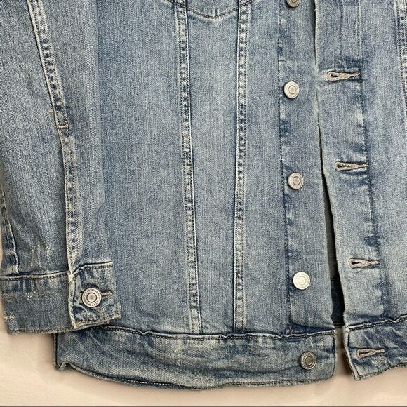 Lucky Brand Tomboy Trucker Oversized Jean Jacket - Picture 5 of 9